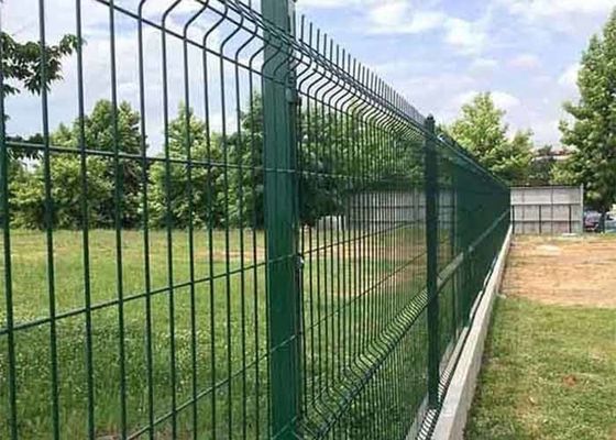तार बाड़ पैनल अधिक टिकाऊ जीवन के लिए जस्ती या स्प्रे