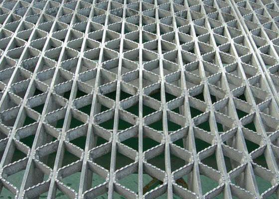रिवेटेड स्टील ग्रिटिंग 3/4" लेयरिंग बार स्पेसिंग हाई लोड क्षमता